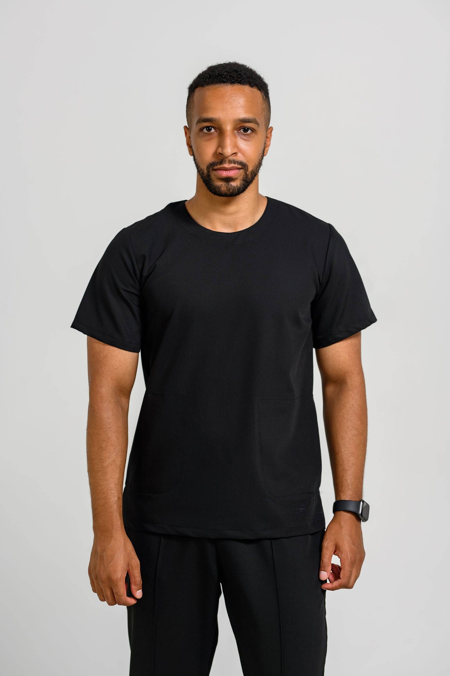 Bluza Medicala Oliver Barbati Stretch - Negru - vedere frontala - material elastic - Akitex