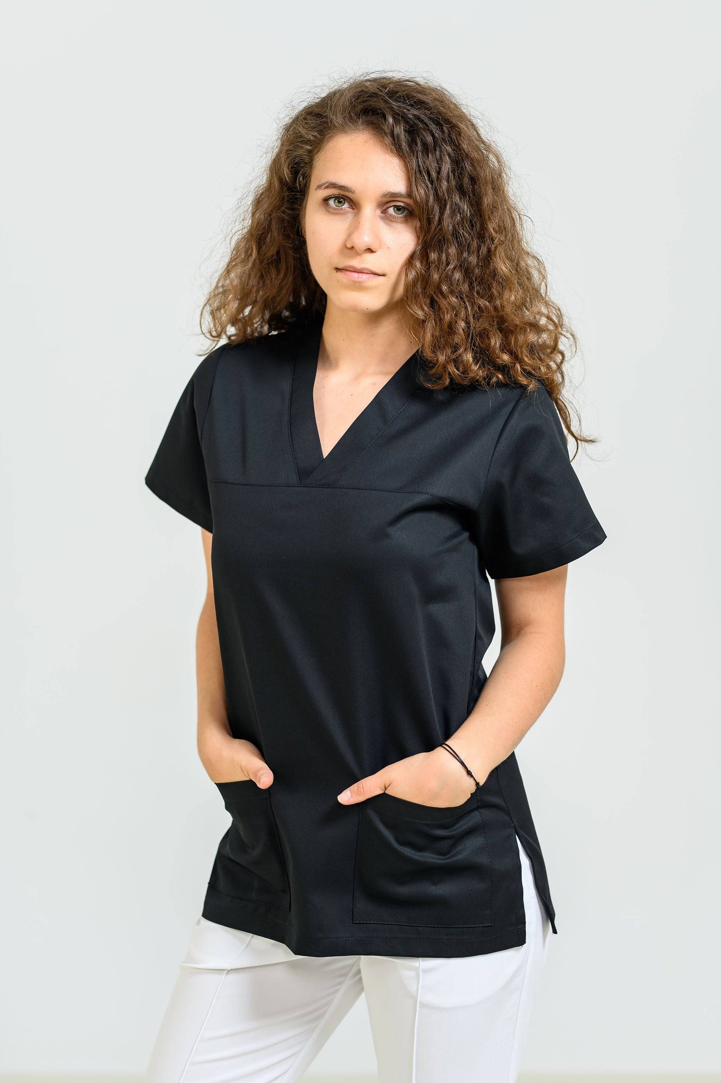 Bluza Medicala Frieda Femei- Negru - vedere frontala - Akitex 